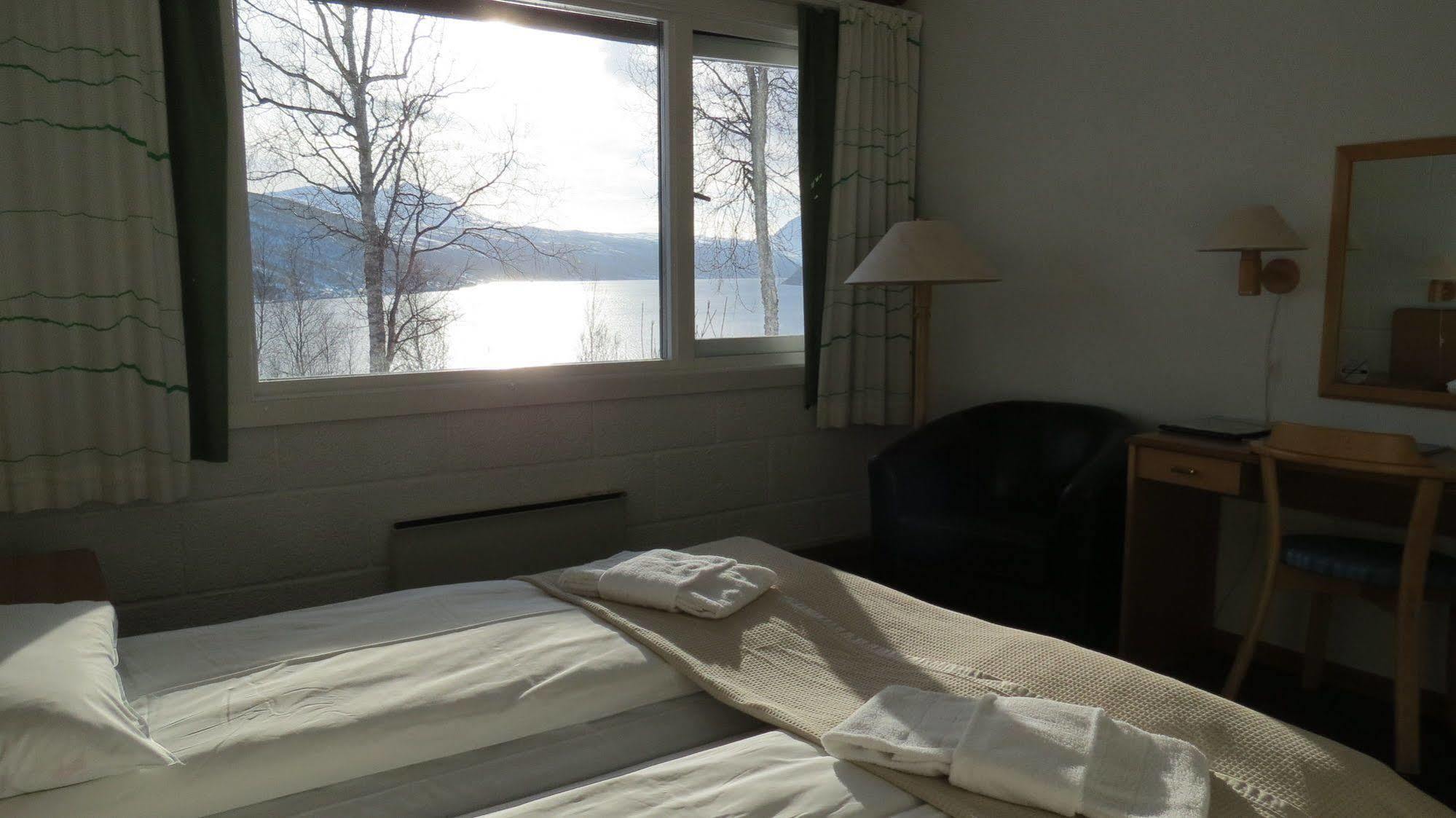 Fjellkysten Tennevoll Ngoại thất bức ảnh